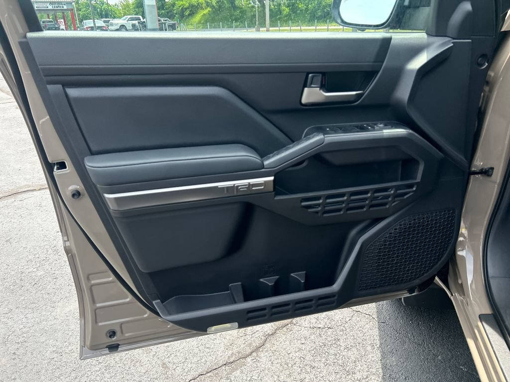 New 2026 Toyota Tacoma TRD Off-Road AWD/4WD image 18