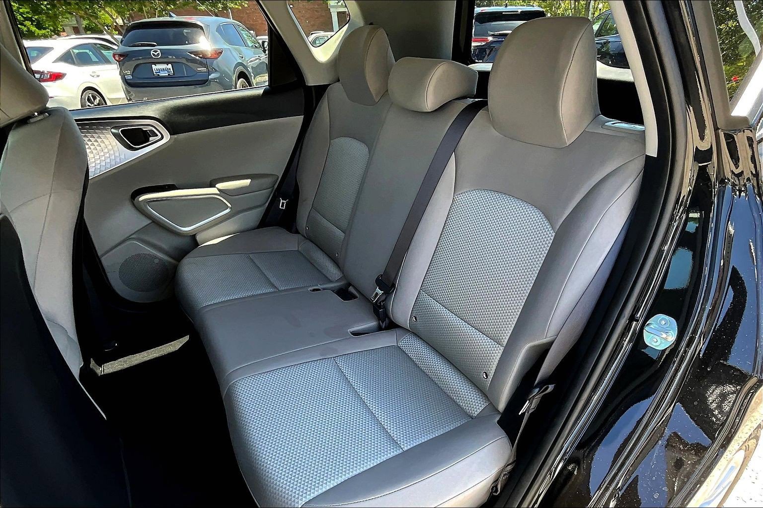 Used 2025 Kia Soul LX FWD image 26