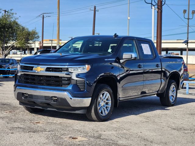 Used 2023 Chevrolet Silverado 1500 LT AWD/4WD image 3