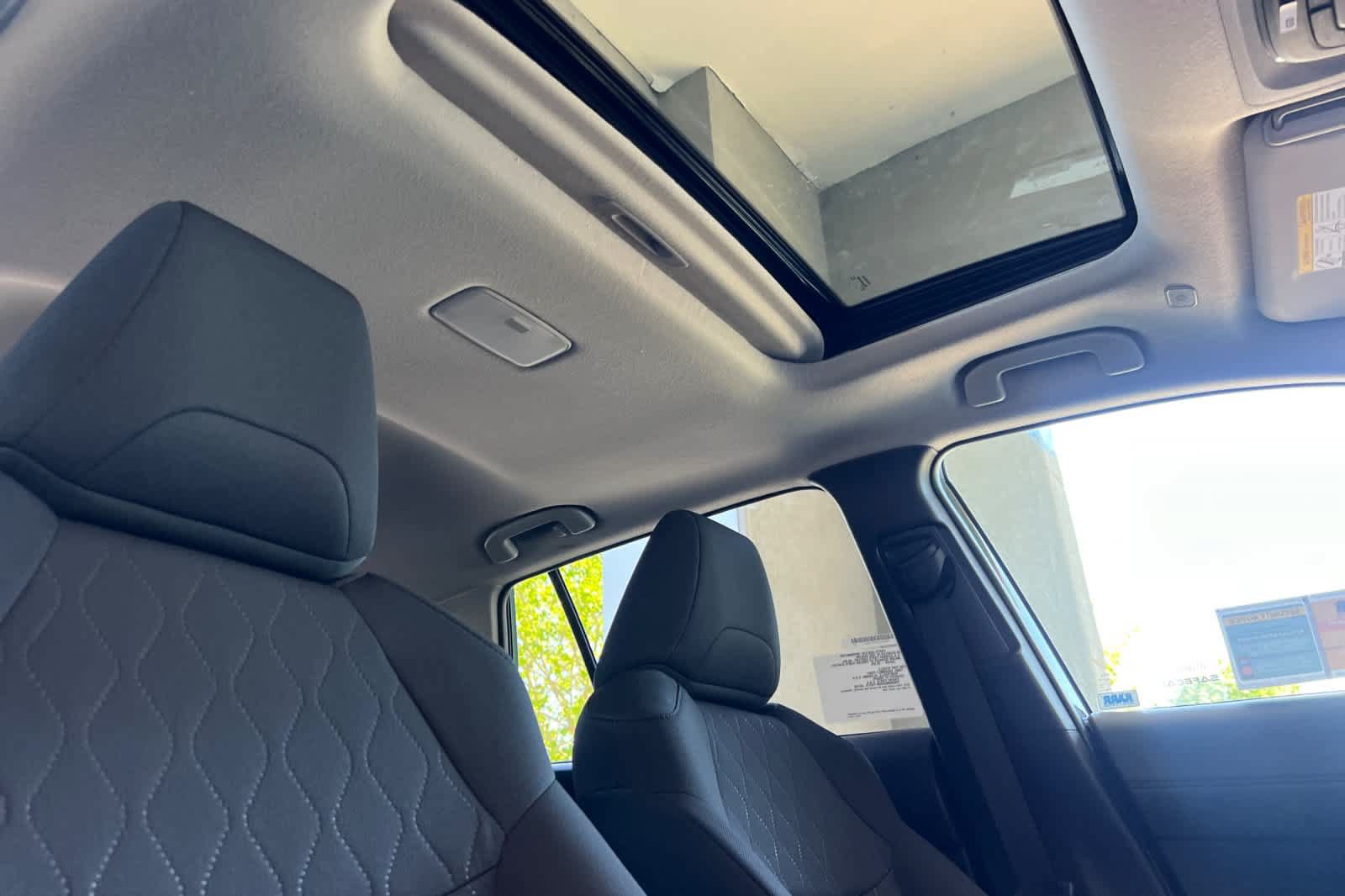 New 2026 Toyota Corolla Cross LE w/ Moonroof Package FWD image 15