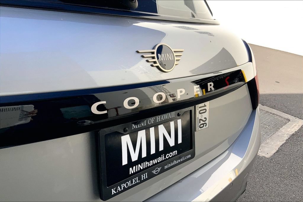 Used 2025 MINI Cooper S FWD image 9