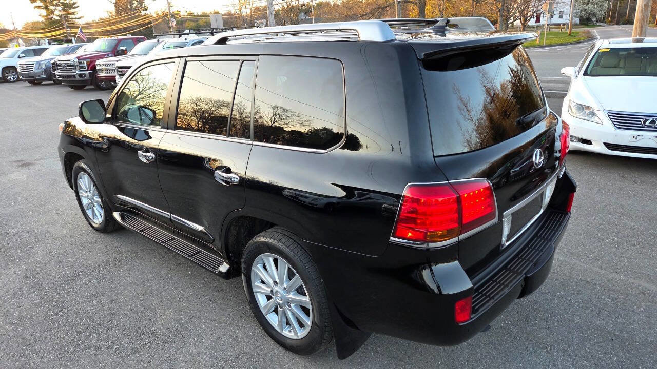 Used 2011 Lexus LX 570 4WD image 10