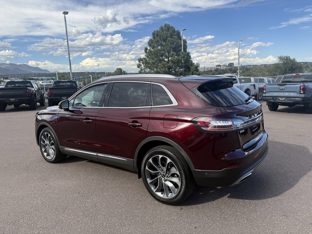 Certified 2022 Lincoln Nautilus Reserve image 5