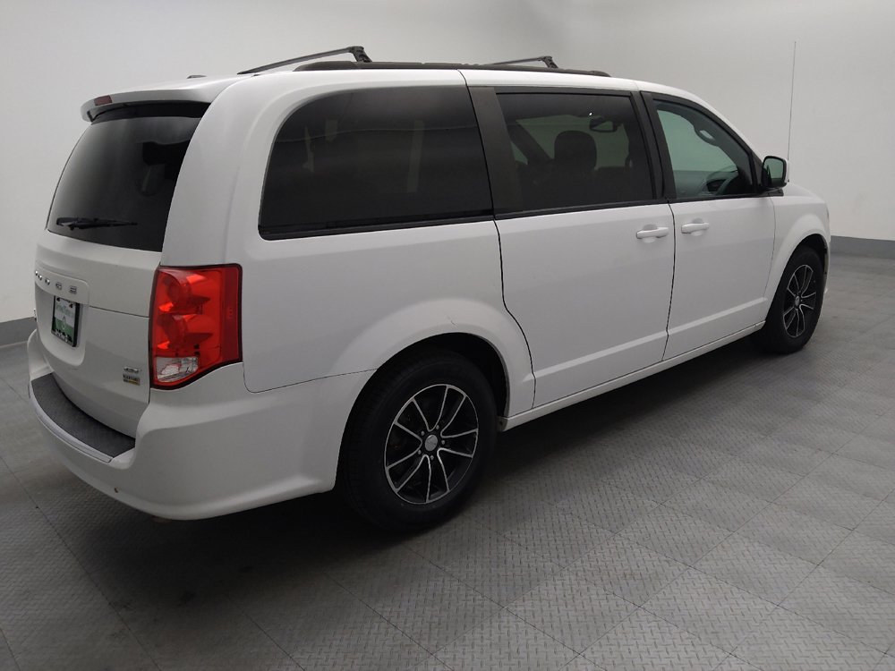 Used 2018 Dodge Grand Caravan GT FWD image 10