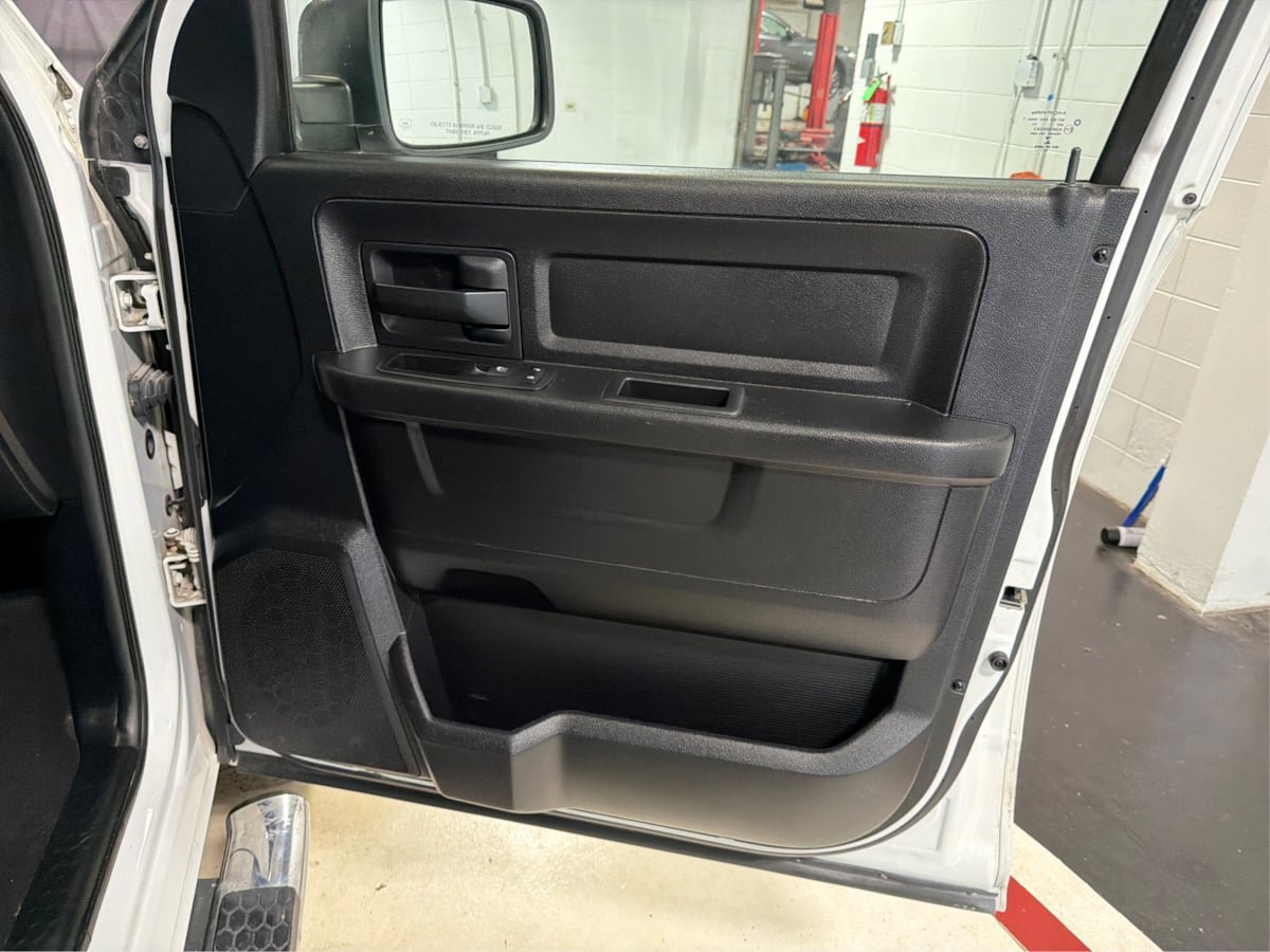 Used 2014 RAM 1500 Express AWD/4WD image 24