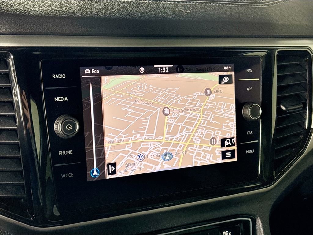 Used 2022 Volkswagen Atlas Cross Sport SEL image 16