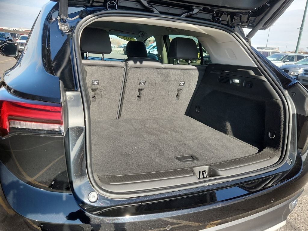 Used 2023 Buick Envision Essence w/ Technology Package I image 12