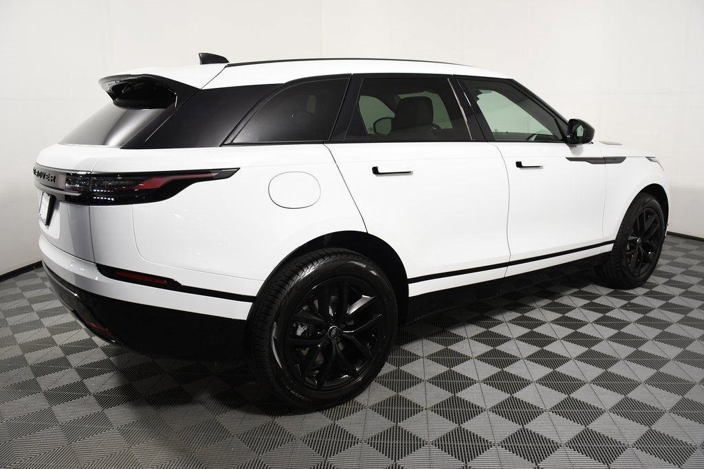 Used 2025 Land Rover Range Rover Velar Dynamic SE image 7