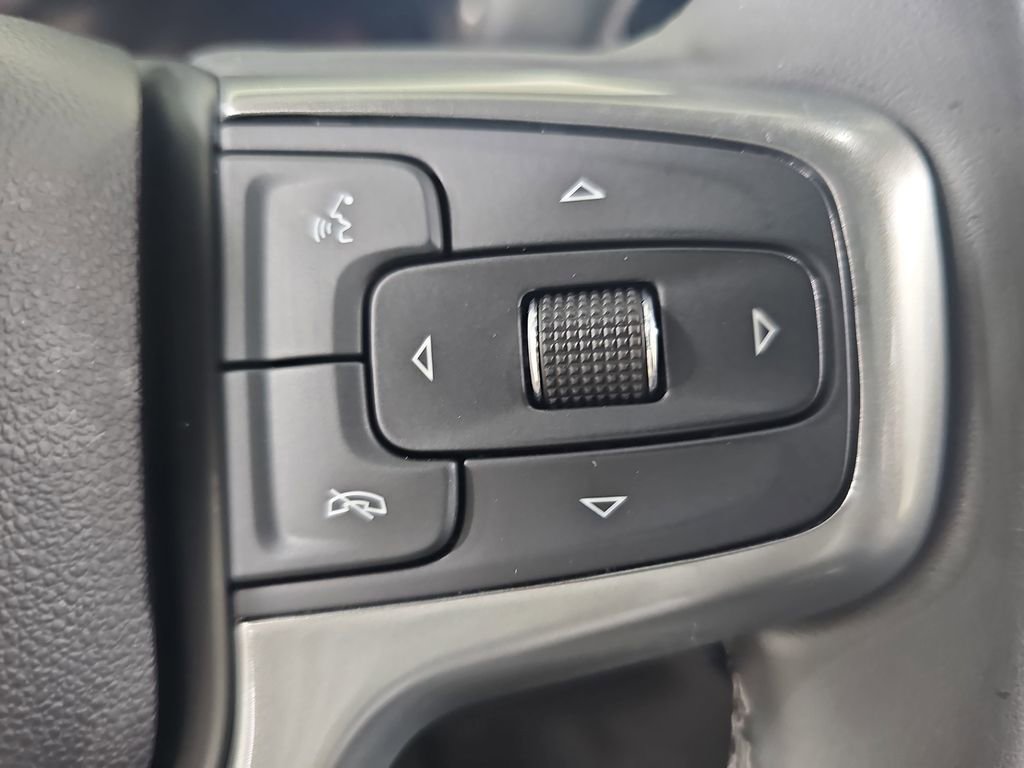 Used 2024 Chevrolet Silverado 1500 LT image 23