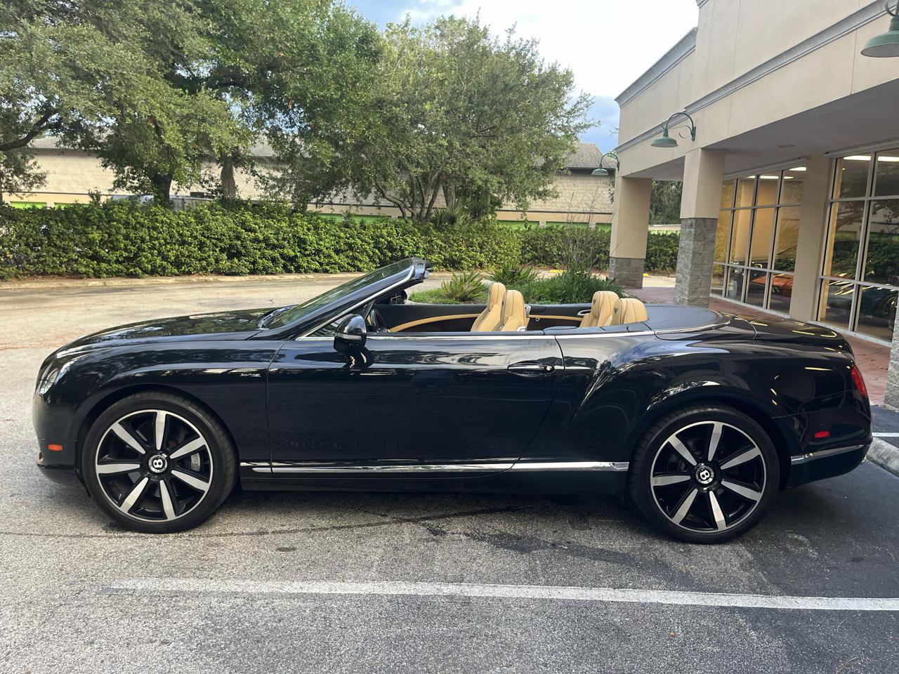 Used 2013 Bentley Continental GT AWD/4WD image 10