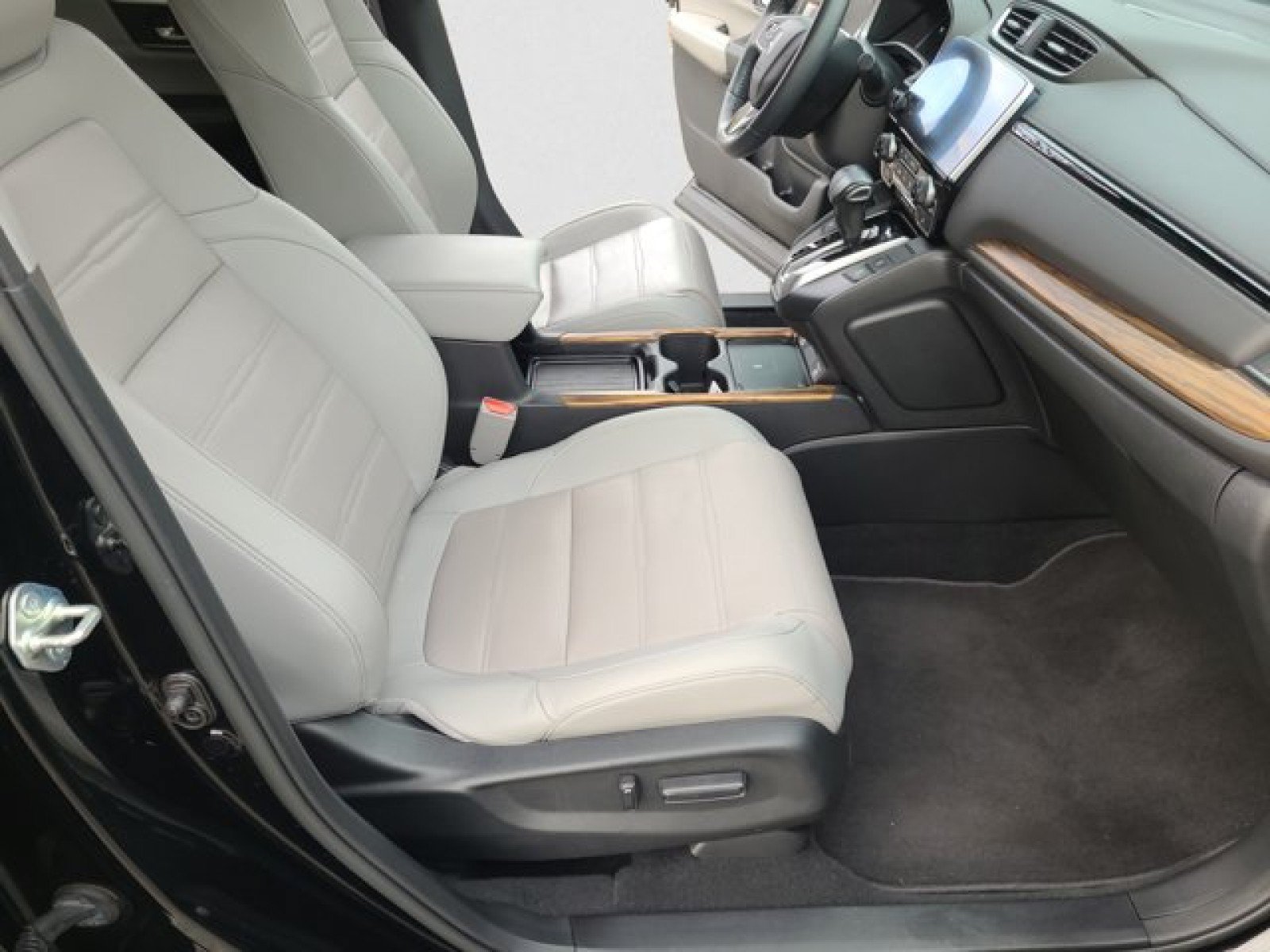 Used 2020 Honda CR-V Touring image 21