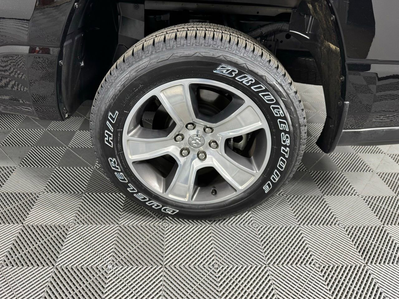 Used 2025 RAM 1500 Tradesman image 31