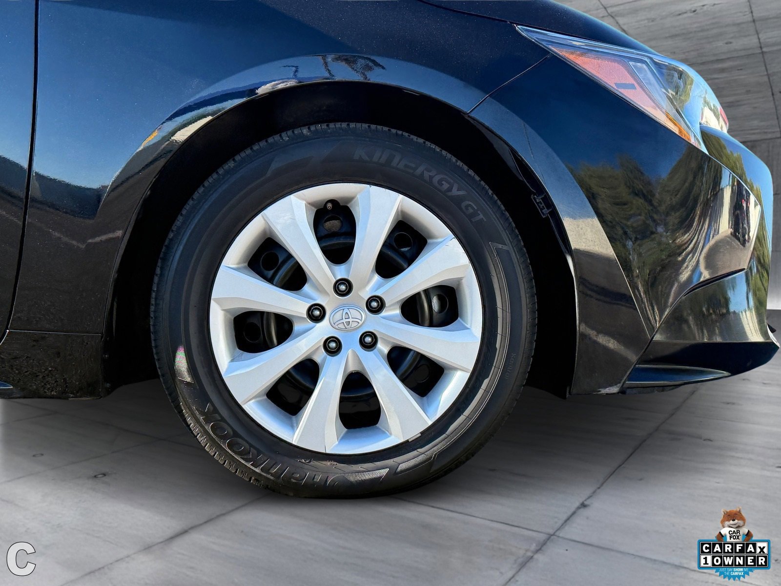 Used 2024 Toyota Corolla LE image 7