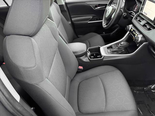 Used 2024 Toyota RAV4 XLE image 19