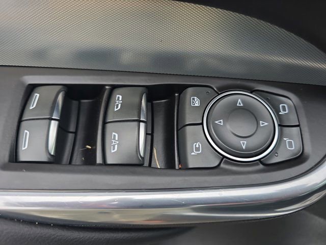 Used 2022 Cadillac XT4 Premium Luxury w/ Driver Awareness Package FWD image 24