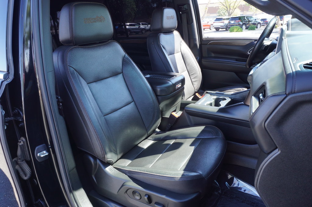Used 2021 Chevrolet Suburban High Country AWD/4WD image 15