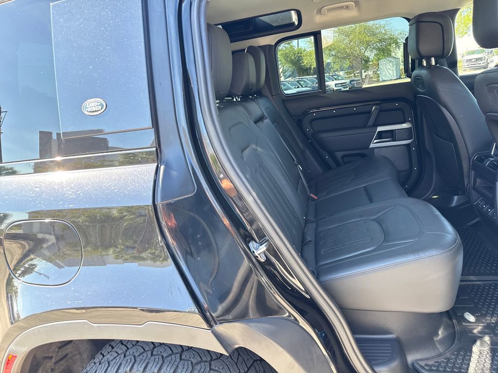 Used 2020 Land Rover Defender 110 HSE image 28