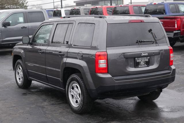 Used 2015 Jeep Patriot Sport image 6
