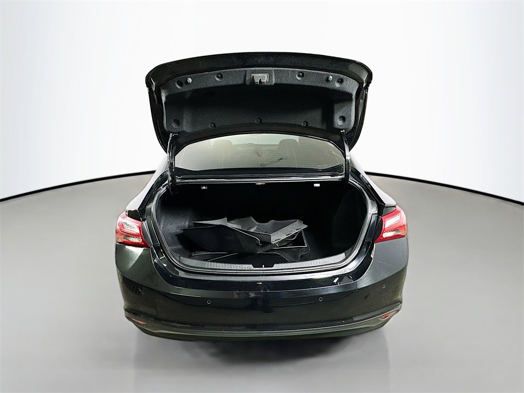 Used 2022 Chevrolet Malibu LT image 33