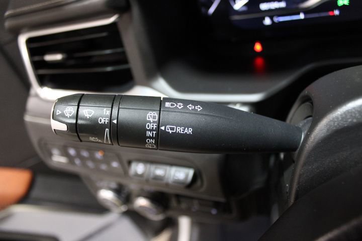 Used 2023 GMC Yukon XL Denali Ultimate w/ LPO, Floor Liner Package image 37