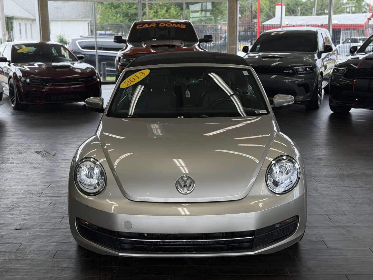 Used 2013 Volkswagen Beetle 2.5 FWD image 18