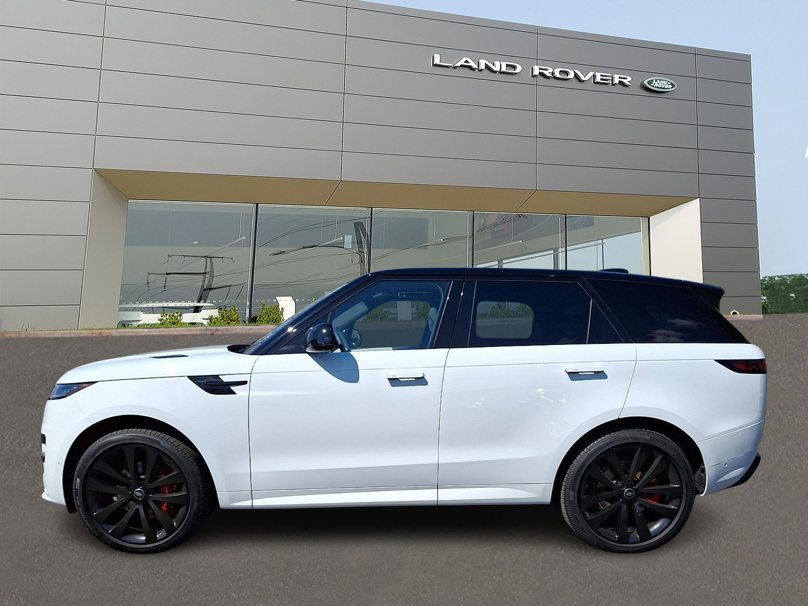 Used 2025 Land Rover Range Rover Sport Dynamic SE image 6