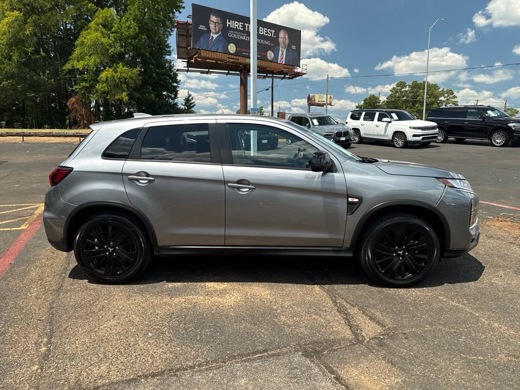 Used 2023 Mitsubishi Outlander Sport LE AWD/4WD image 5