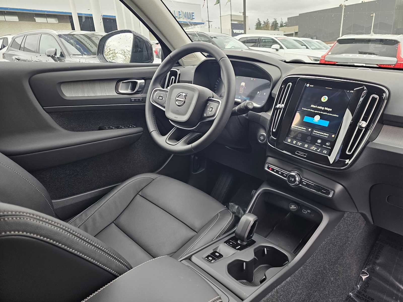 New 2026 Volvo XC40 B5 Core w/ Climate Package image 10