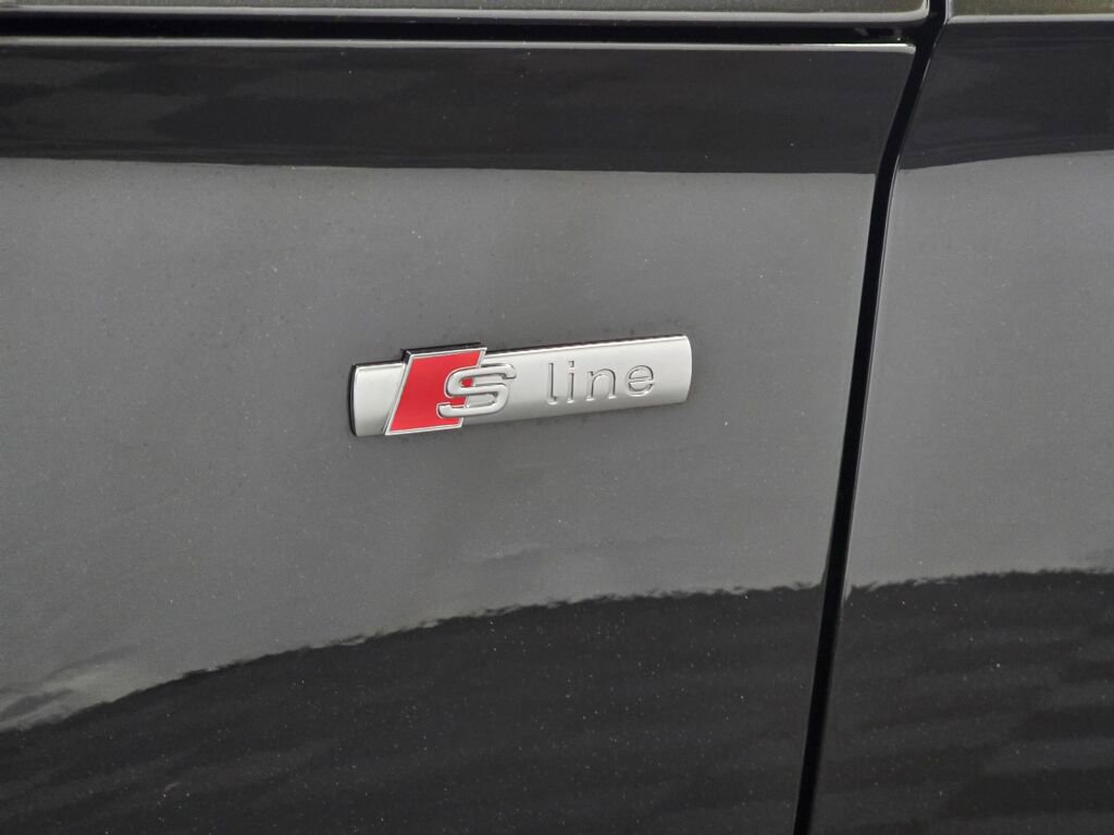 Certified 2025 Audi Q5 2.0T Premium Plus w/ Premium Plus Package image 34