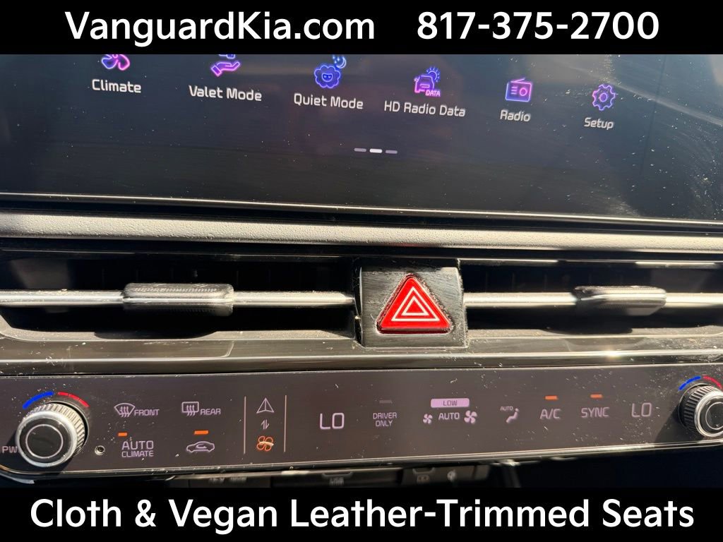Certified 2024 Kia Niro EX image 23