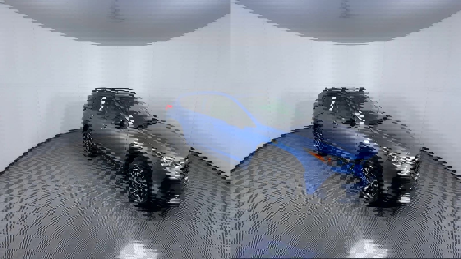 Used 2024 Subaru Crosstrek 2.0i Premium image 2