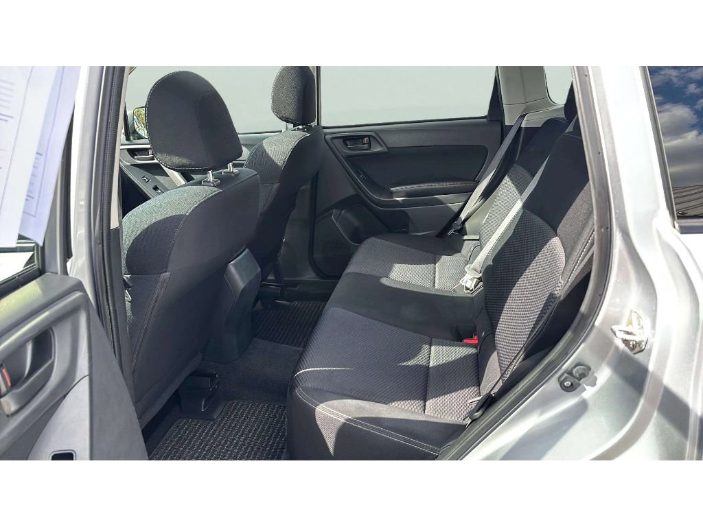 Used 2016 Subaru Forester 2.5i Premium w/ All-Weather Package image 12