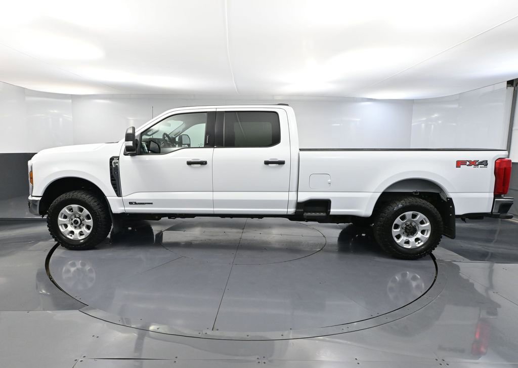 Used 2024 Ford F350 XLT w/ FX4 Off-Road Package image 10