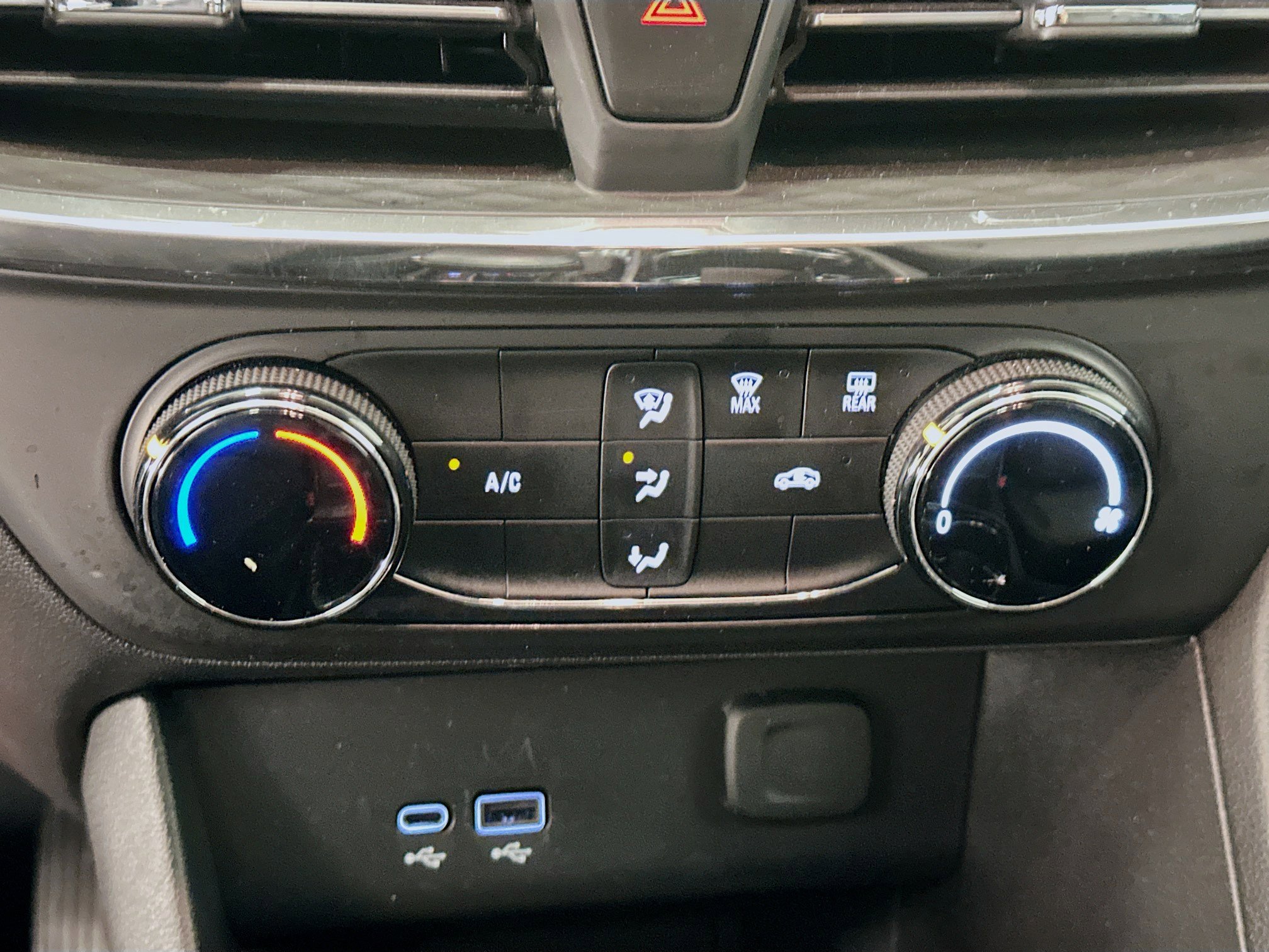 Used 2025 Buick Encore GX Preferred image 24