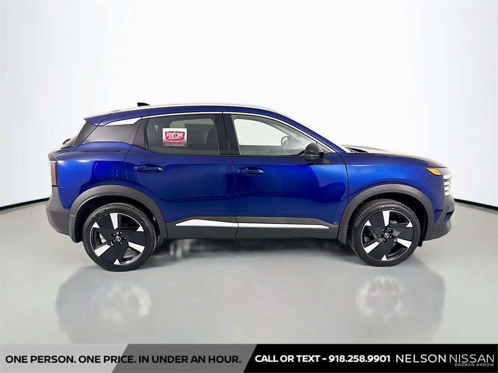 New 2026 Nissan Kicks SR w/ SR Premium Package FWD image 4