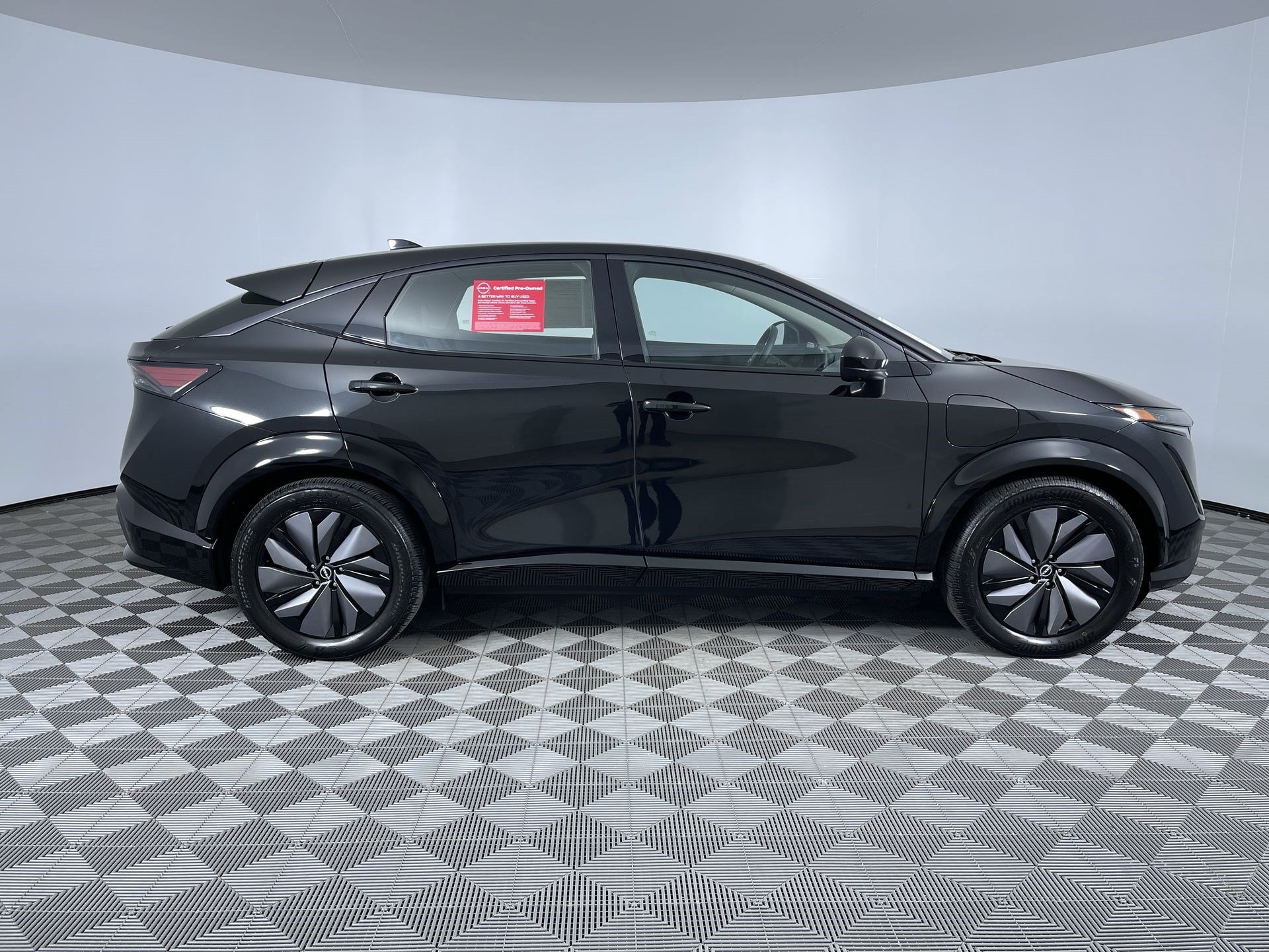 Certified 2024 Nissan Ariya AWD image 10