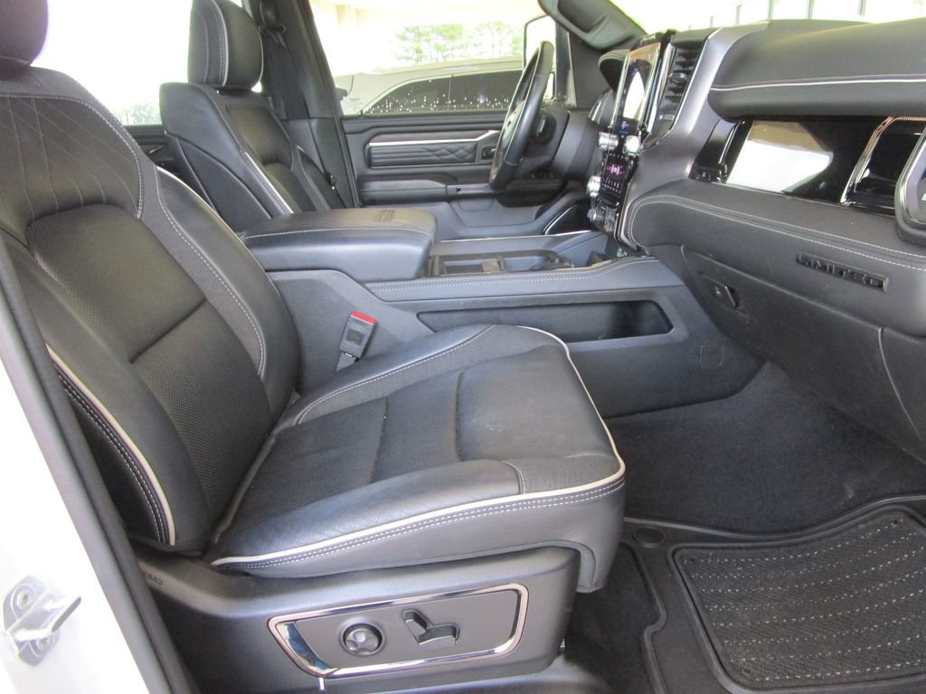 Used 2025 RAM 1500 Limited w/ Off Road Group AWD/4WD image 31