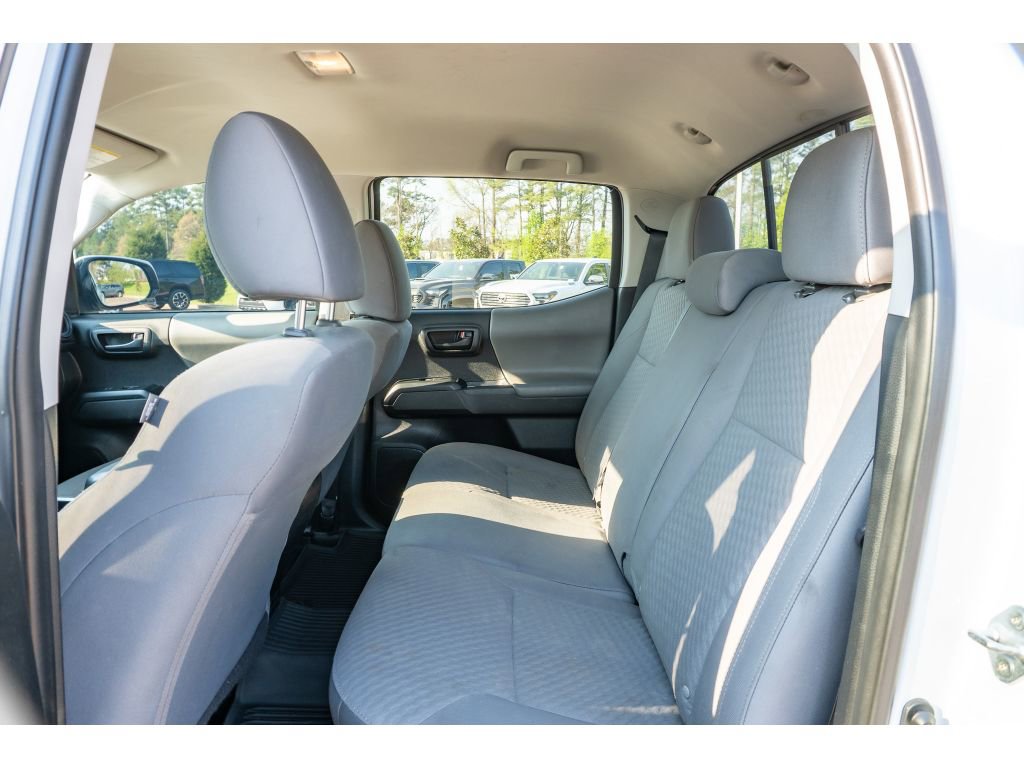 Used 2022 Toyota Tacoma SR w/ SR Convenience Package image 12