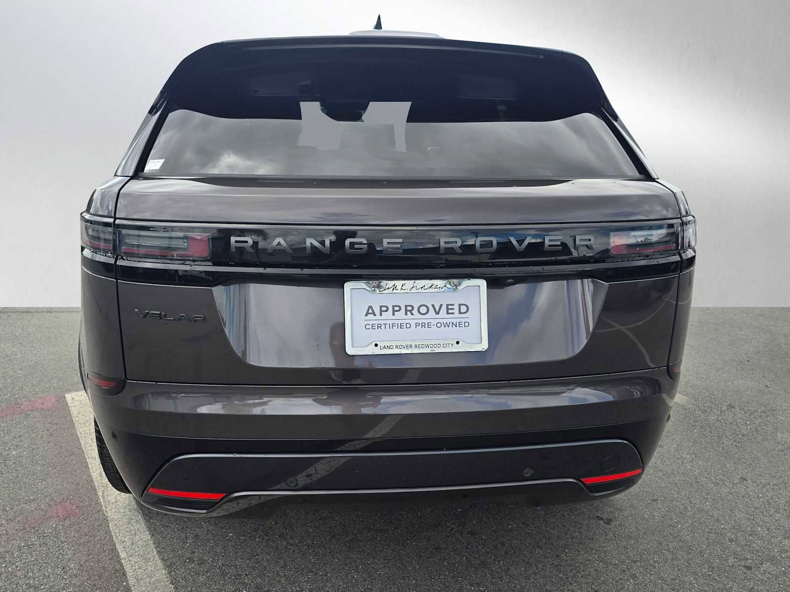 Used 2026 Land Rover Range Rover Velar Dynamic SE AWD/4WD image 4