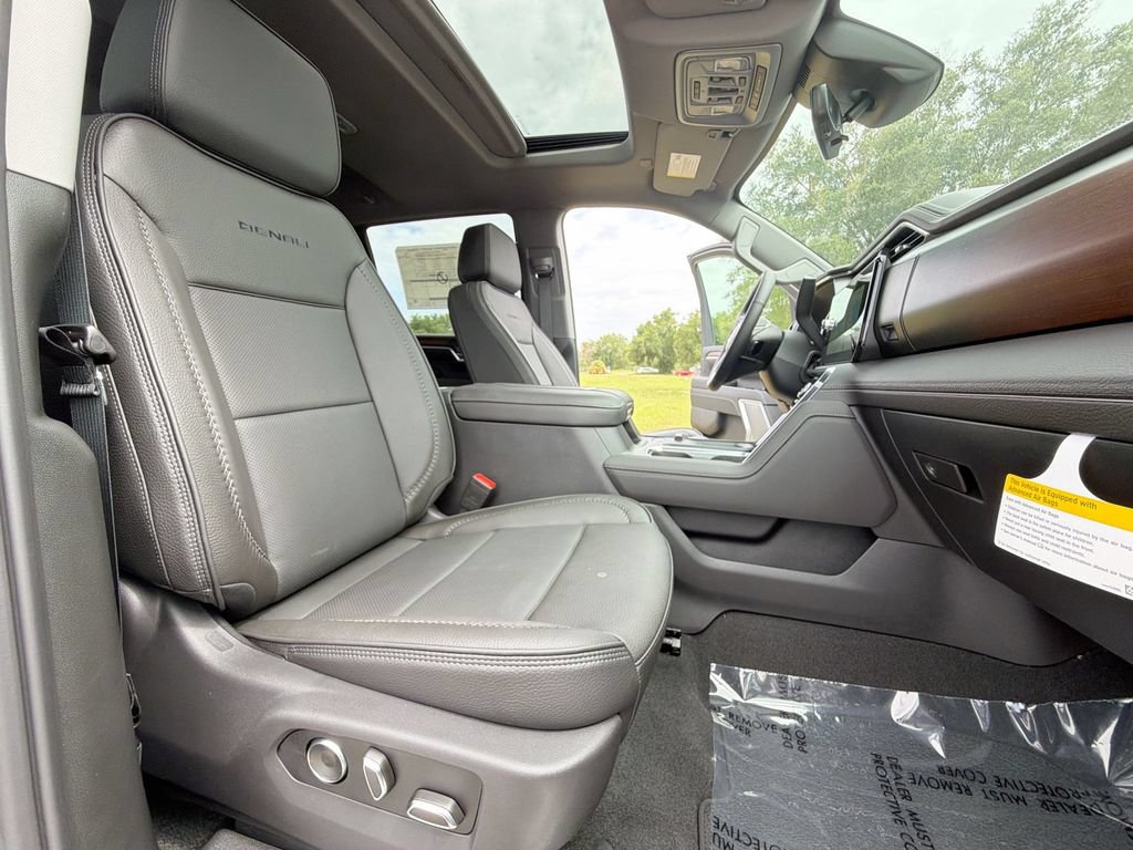 New 2026 GMC Sierra 2500 Denali w/ Denali Reserve Package AWD/4WD image 12
