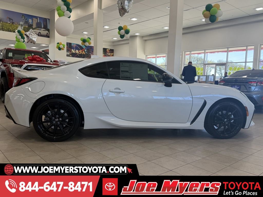 New 2026 Toyota GR86 Premium image 6