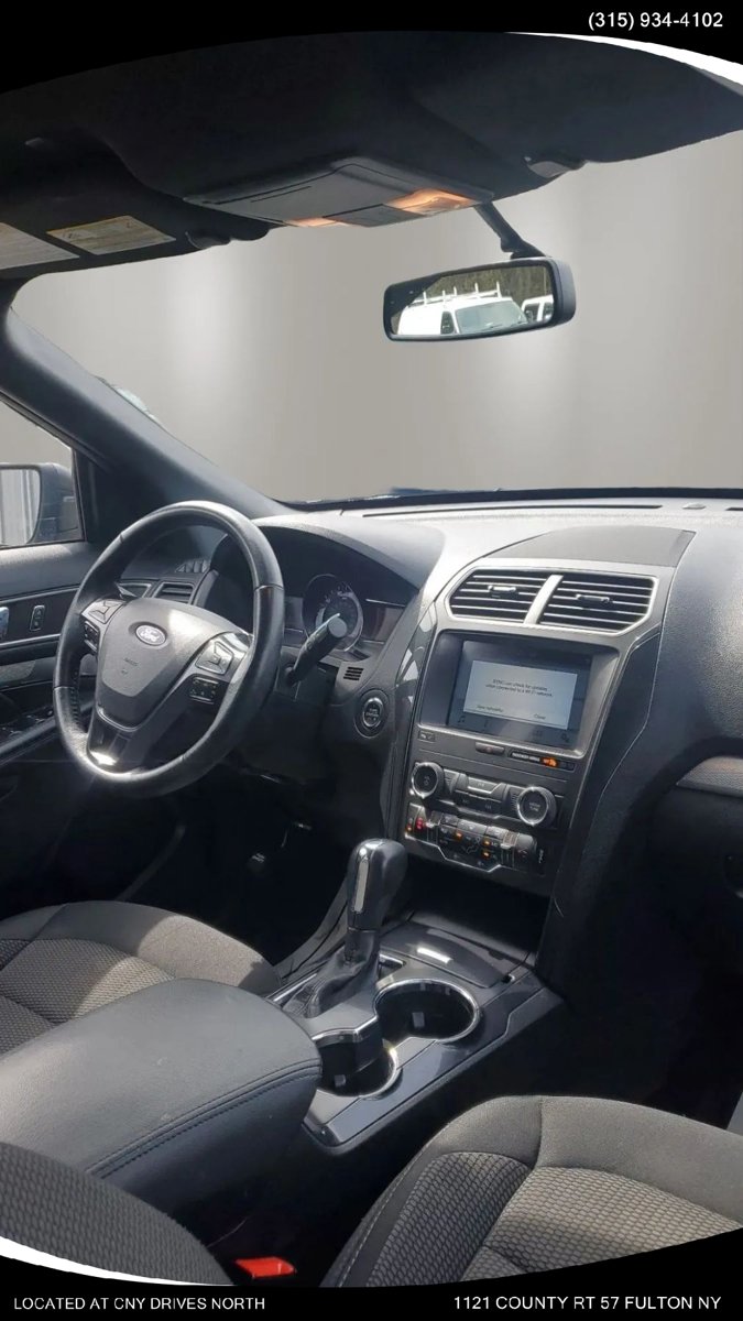 Used 2019 Ford Explorer XLT w/ Equipment Group 201A AWD/4WD image 19