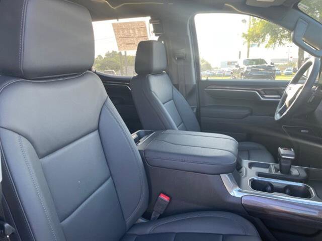 Used 2025 Chevrolet Silverado 1500 LTZ w/ LTZ Premium Package image 9