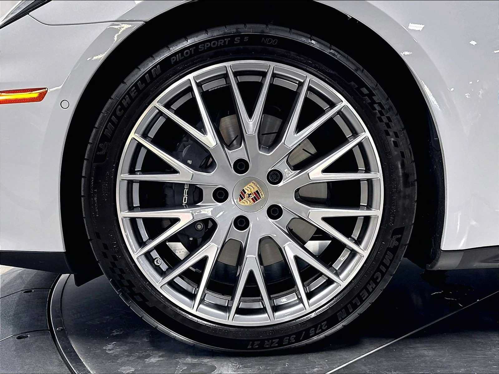 Used 2025 Porsche Panamera 4 AWD/4WD image 13
