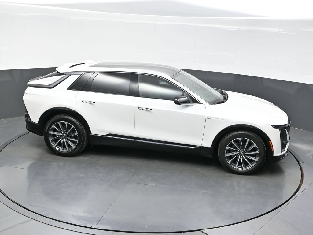 Certified 2024 Cadillac Lyriq Sport AWD/4WD image 37