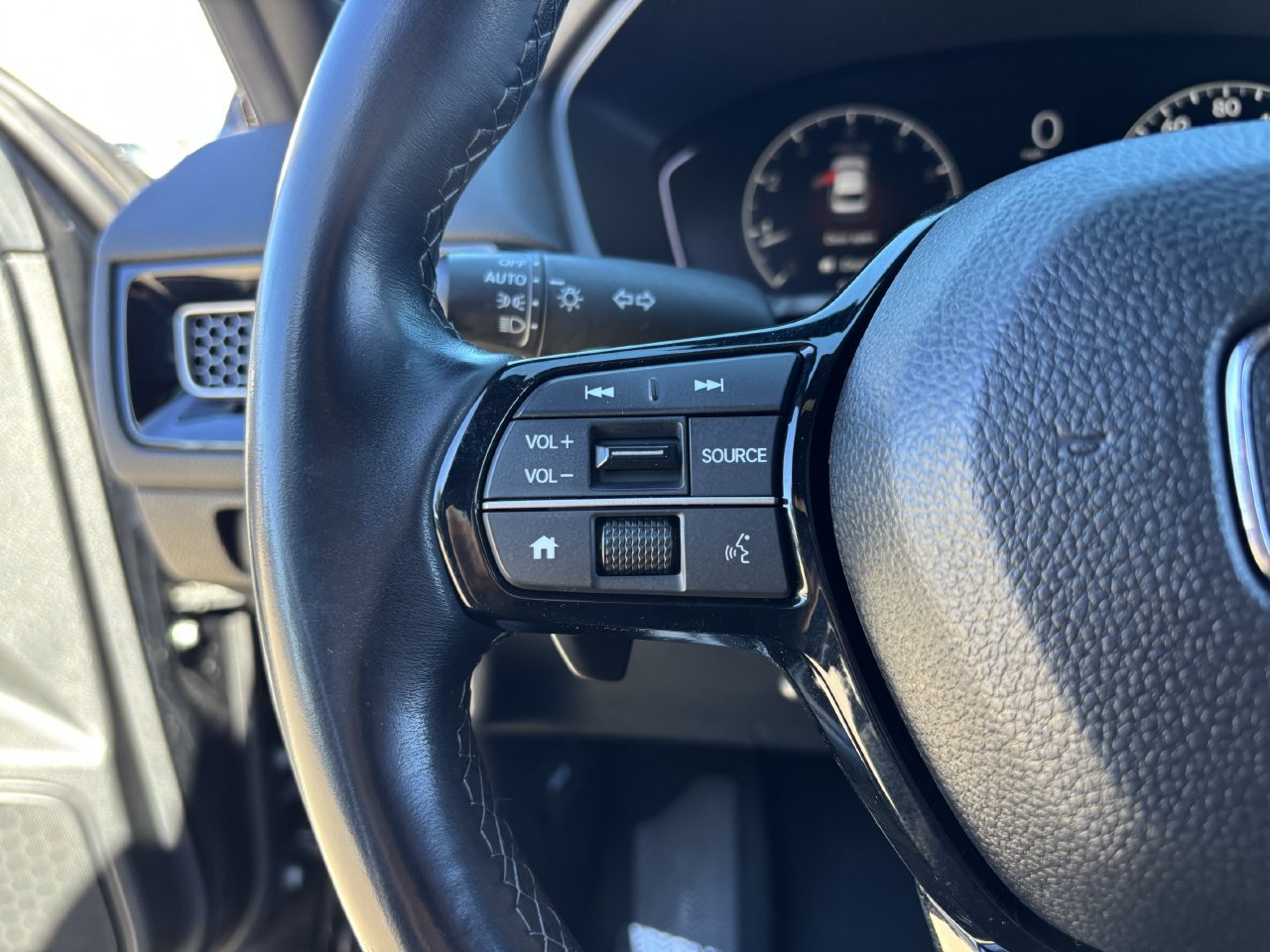 Certified 2025 Honda Civic Sport image 26