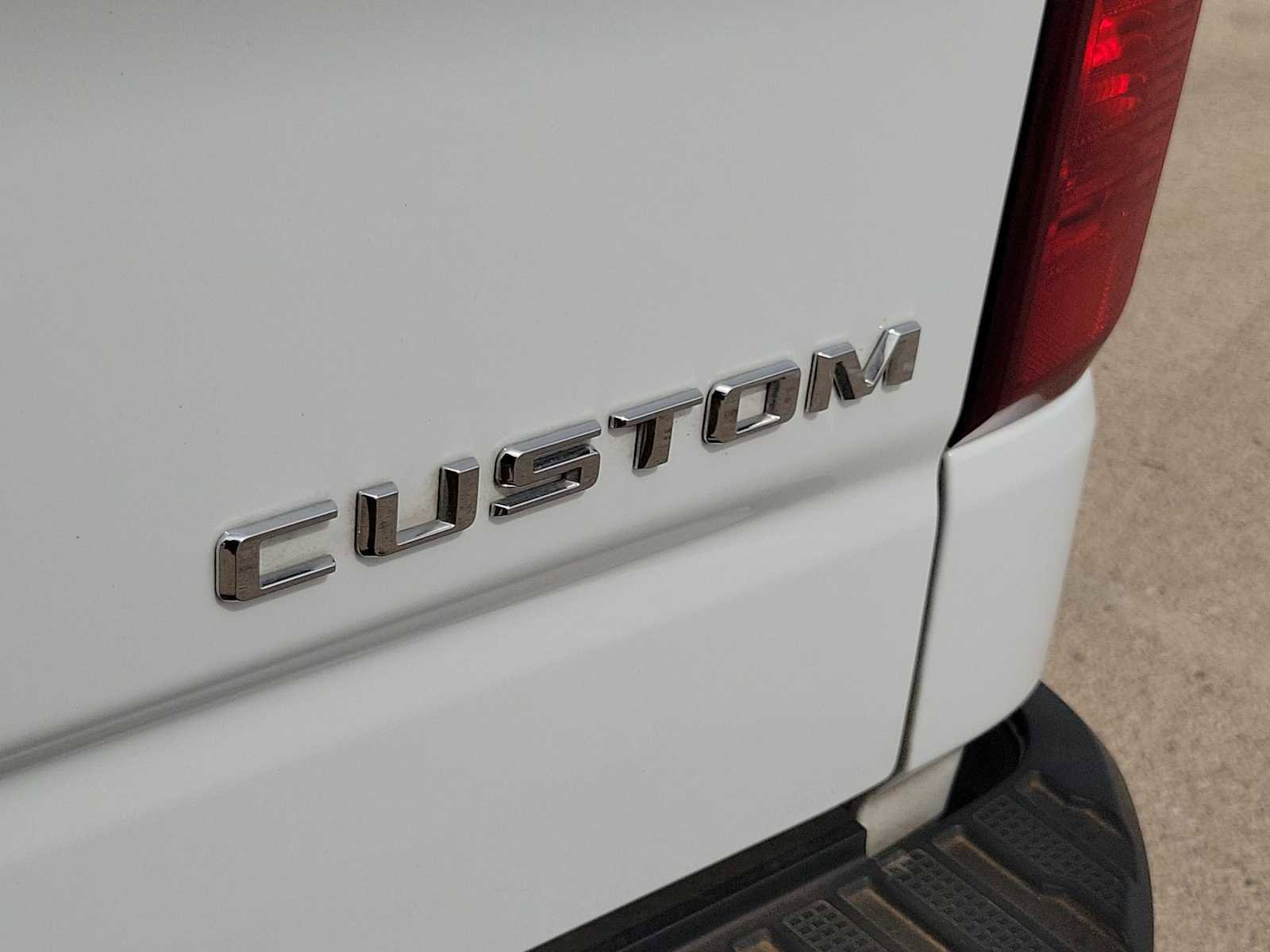 Used 2024 Chevrolet Silverado 1500 Custom RWD image 11