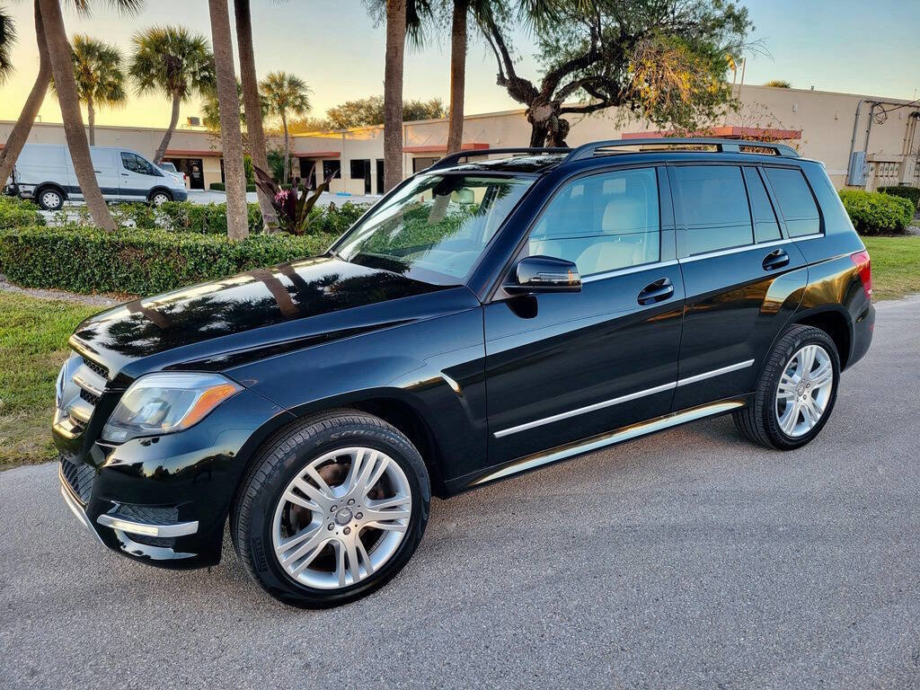 Used 2015 Mercedes-Benz GLK 250 GLK 250 BlueTEC AWD 4MATIC 4dr image 3