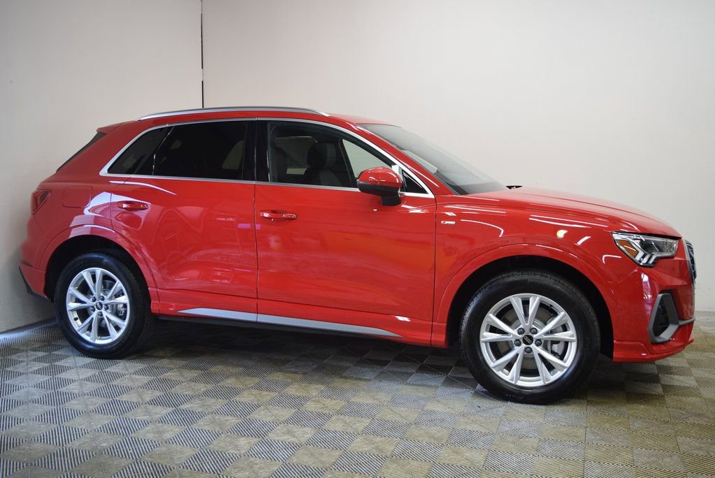 New 2025 Audi Q3 2.0T Premium Plus image 2