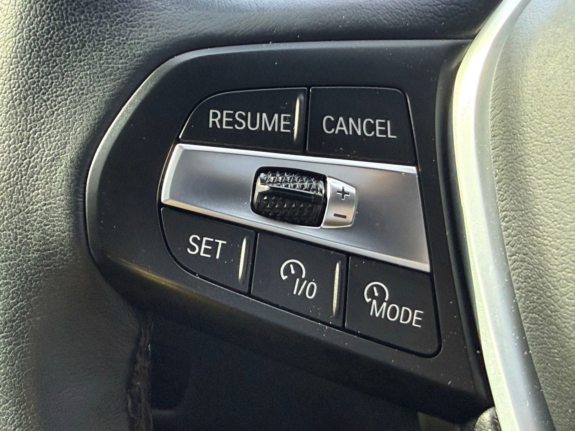 Used 2024 BMW X5 sDrive40i w/ Premium Package RWD image 39